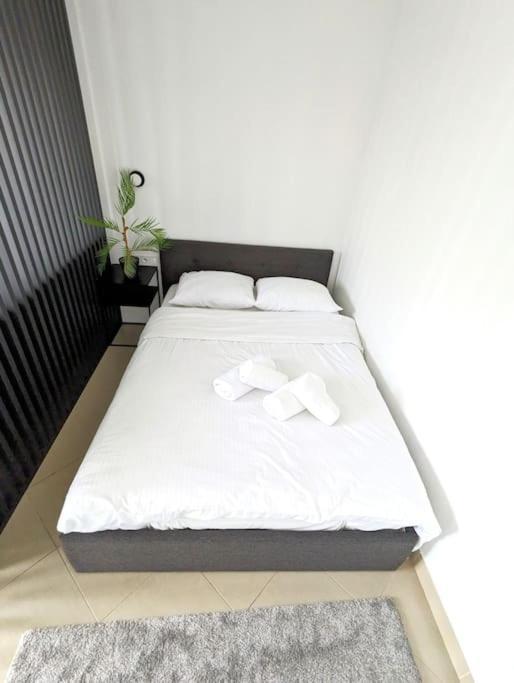 Relax Centrum Lux Mattress-bath-netflix Apartament Warszawa